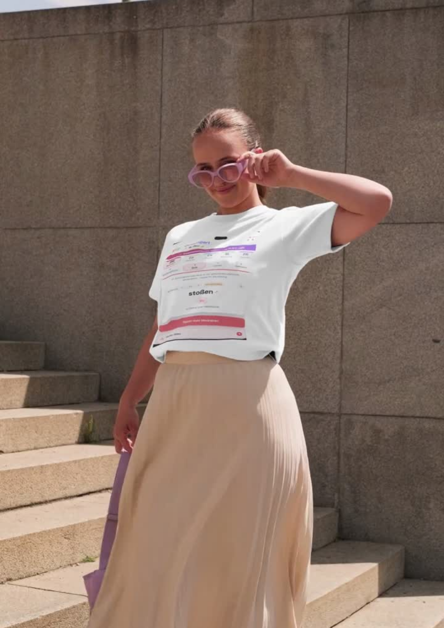 T-Shirt mit ConjuExpert-App-Print